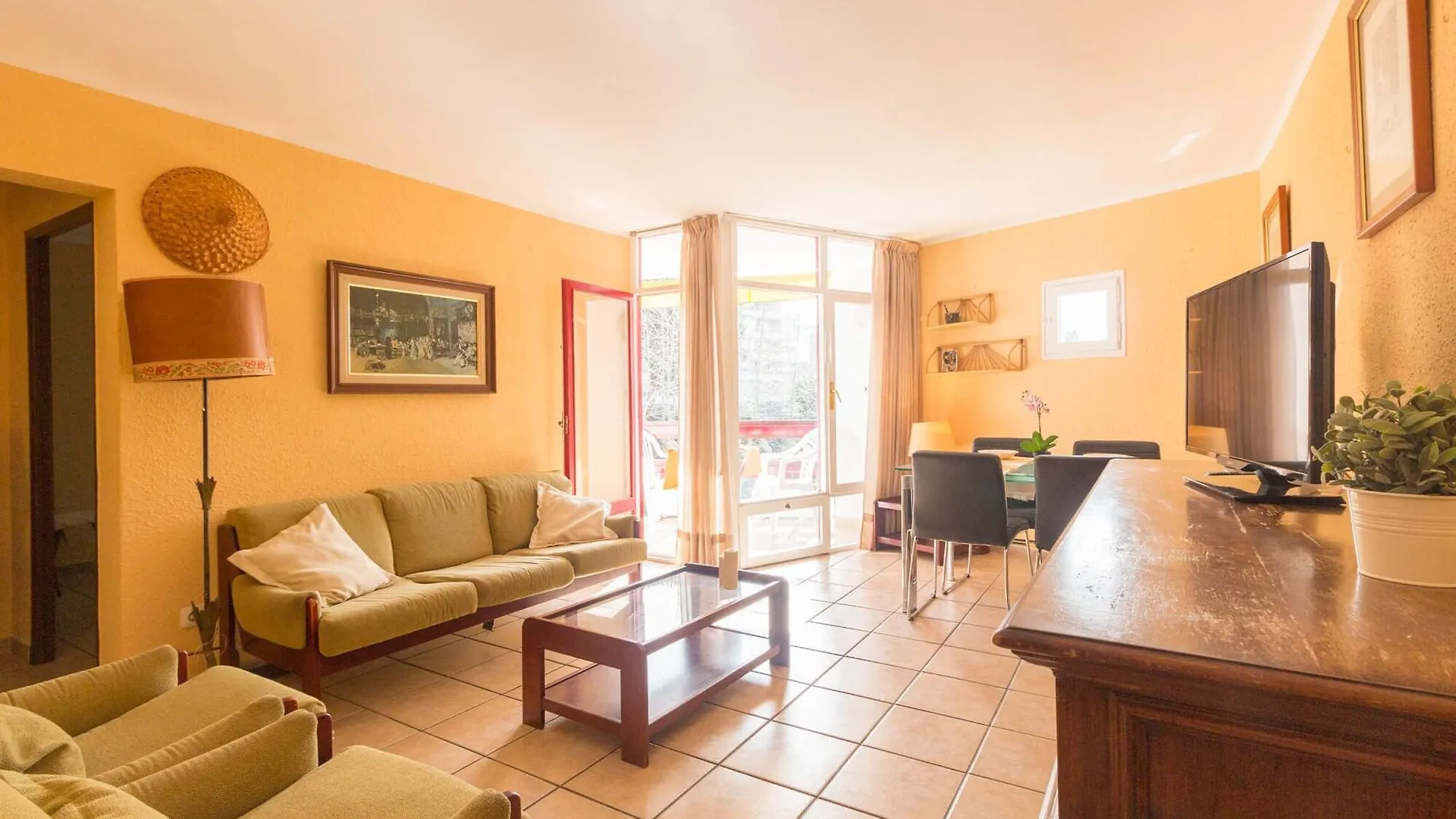アパート Apartamentos Corcega Palmyra サロウ