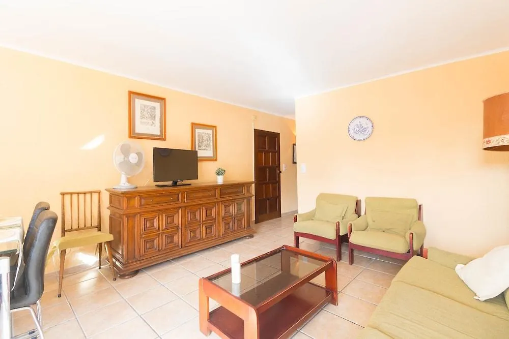 Apartamentos Corcega Palmyra サロウ