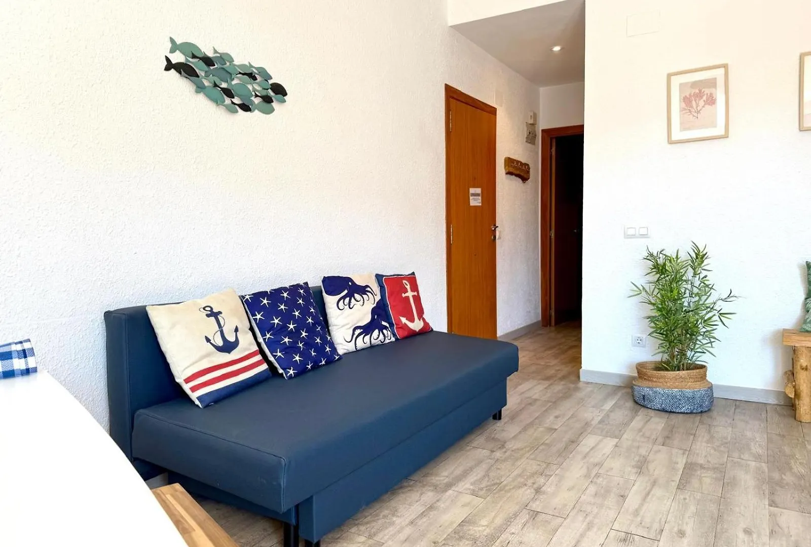 Apartamentos Corcega Palmyra サロウ アパート