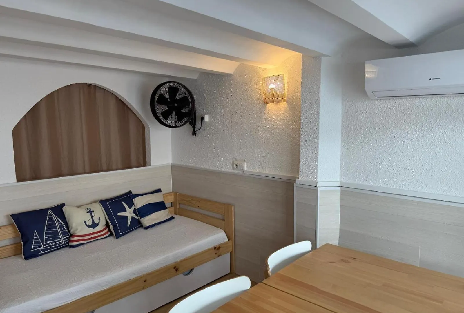 Apartamentos Corcega Palmyra サロウ 0*,  スペイン