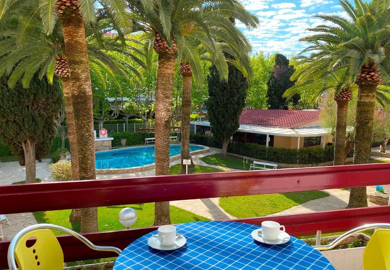 Apartamentos Corcega Palmyra Salou Apartment