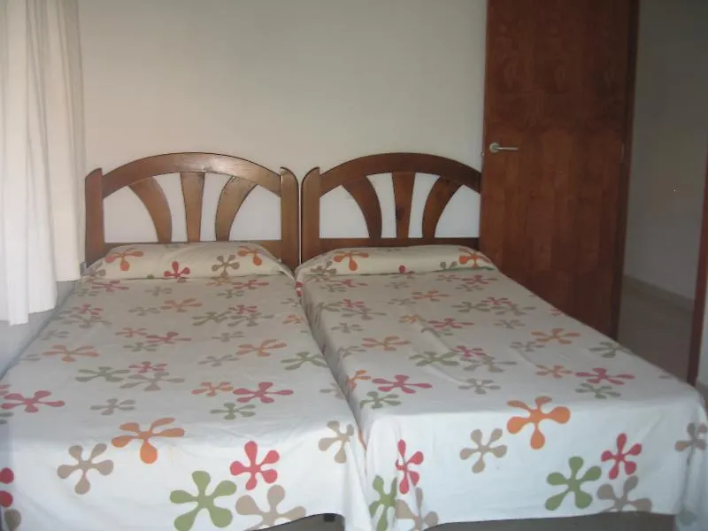 Apartamentos Corcega Palmyra Salou Apartment