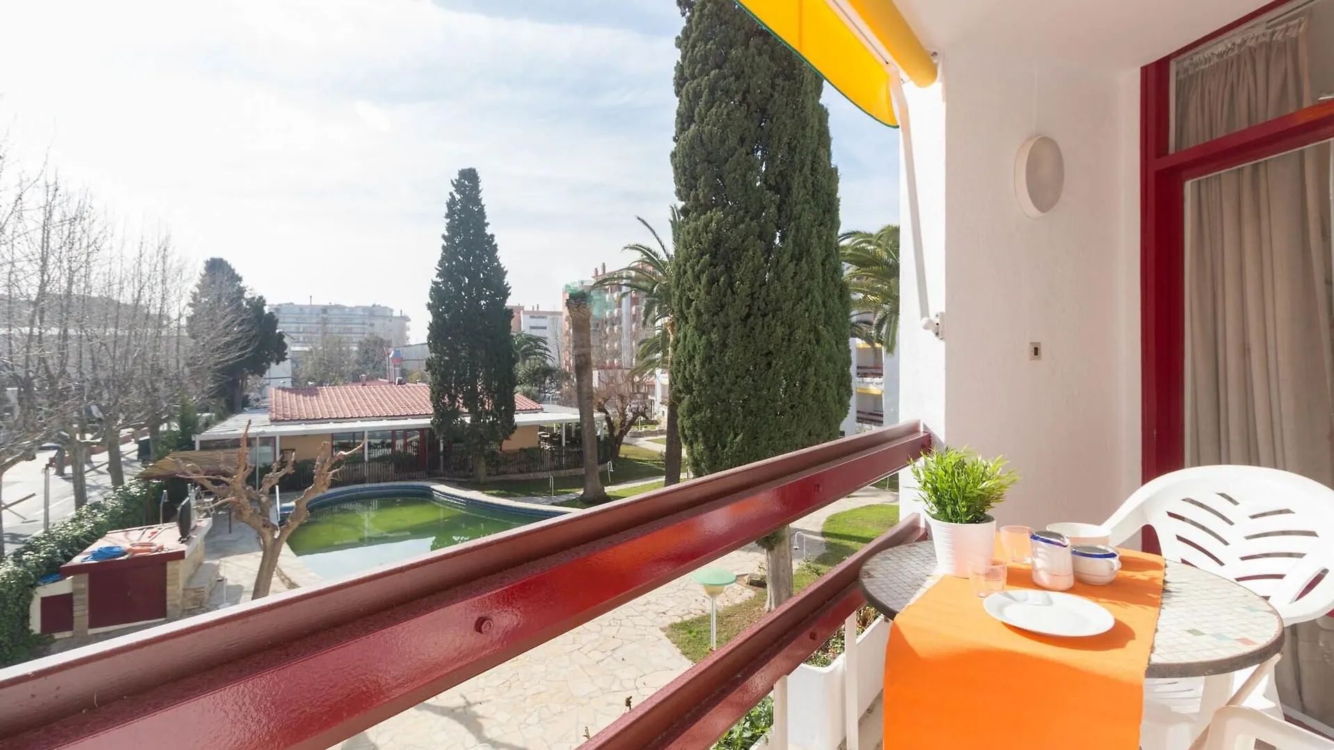 Apartamentos Corcega Palmyra 살루 아파트